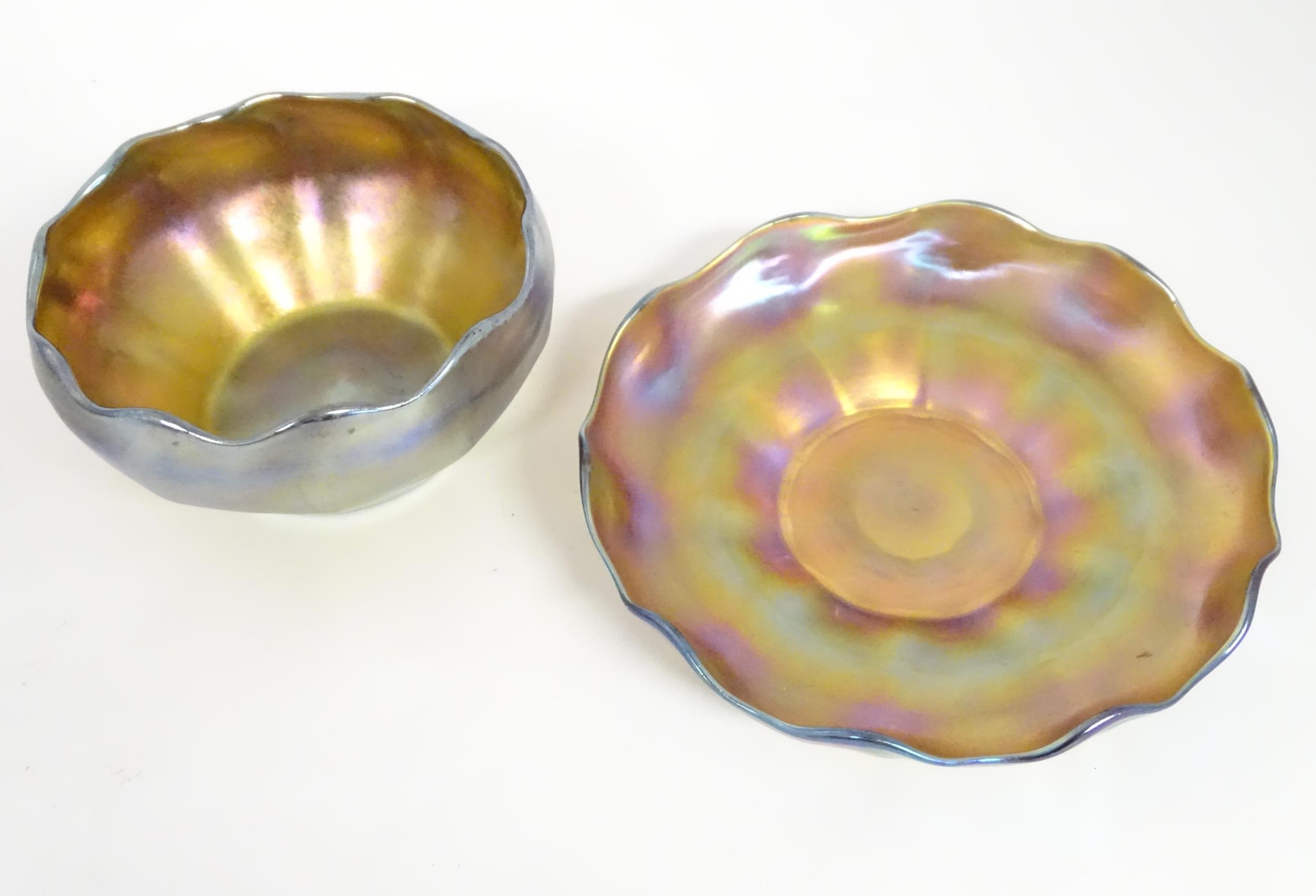 Tiffany Glass : Two Louis Comfort Tiffany Favrile glass finger bowls and stands. Signed under 'L.C.T - Image 5 of 9