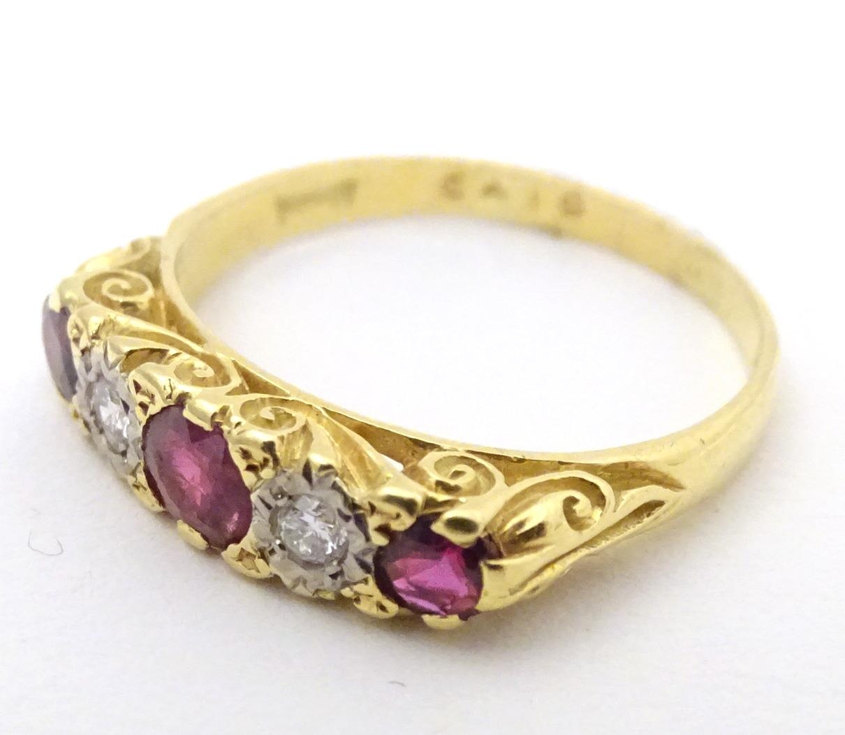 An 18ct gold ring set with diamonds and rubies in a linear setting. Ring size approx. U 1/2 Please - Image 3 of 7