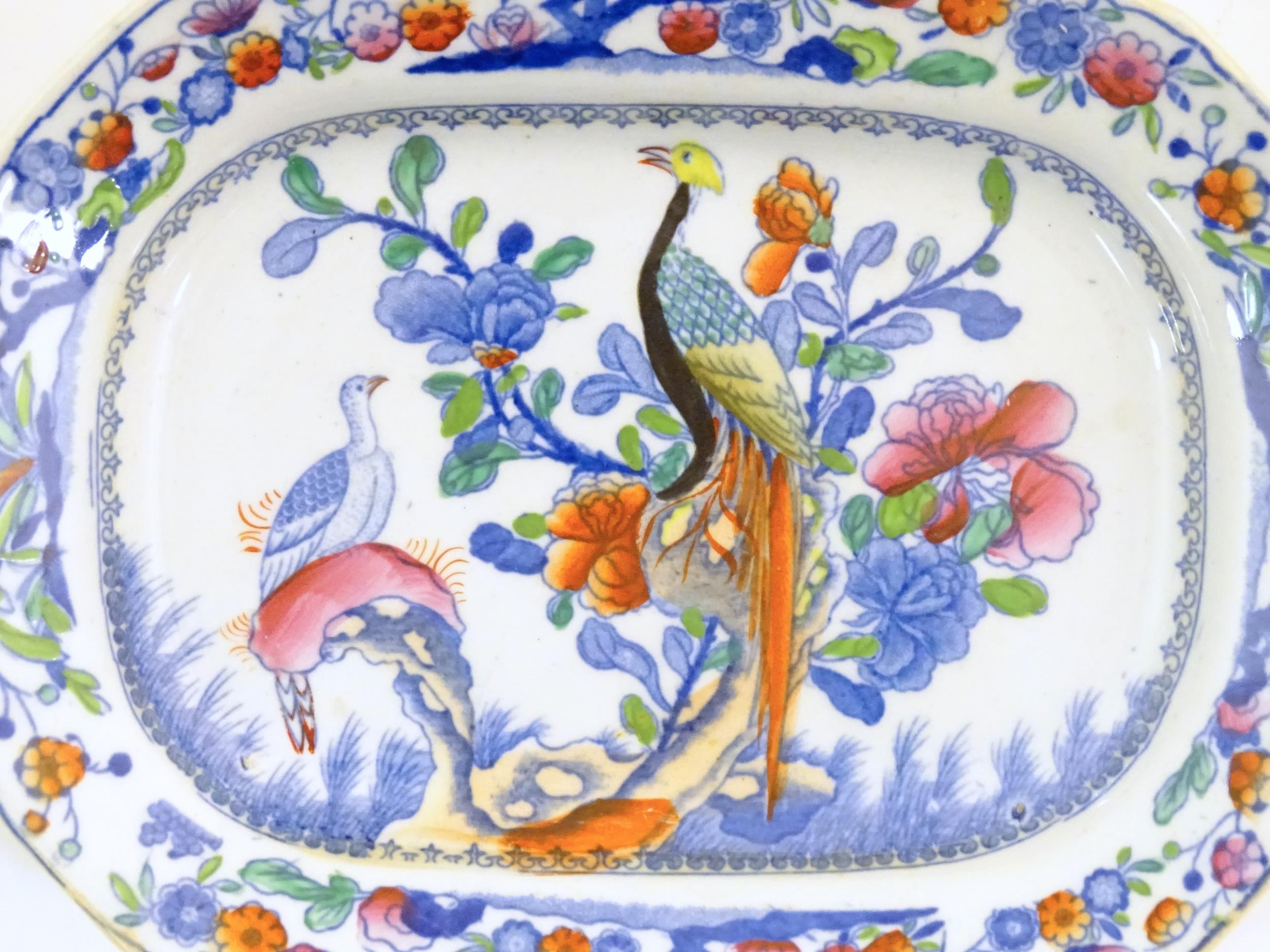 A Mason's Ironstone dish decorated in the Long-tailed Bird pattern. Approx. 6" x 8" Please Note - we - Bild 3 aus 5