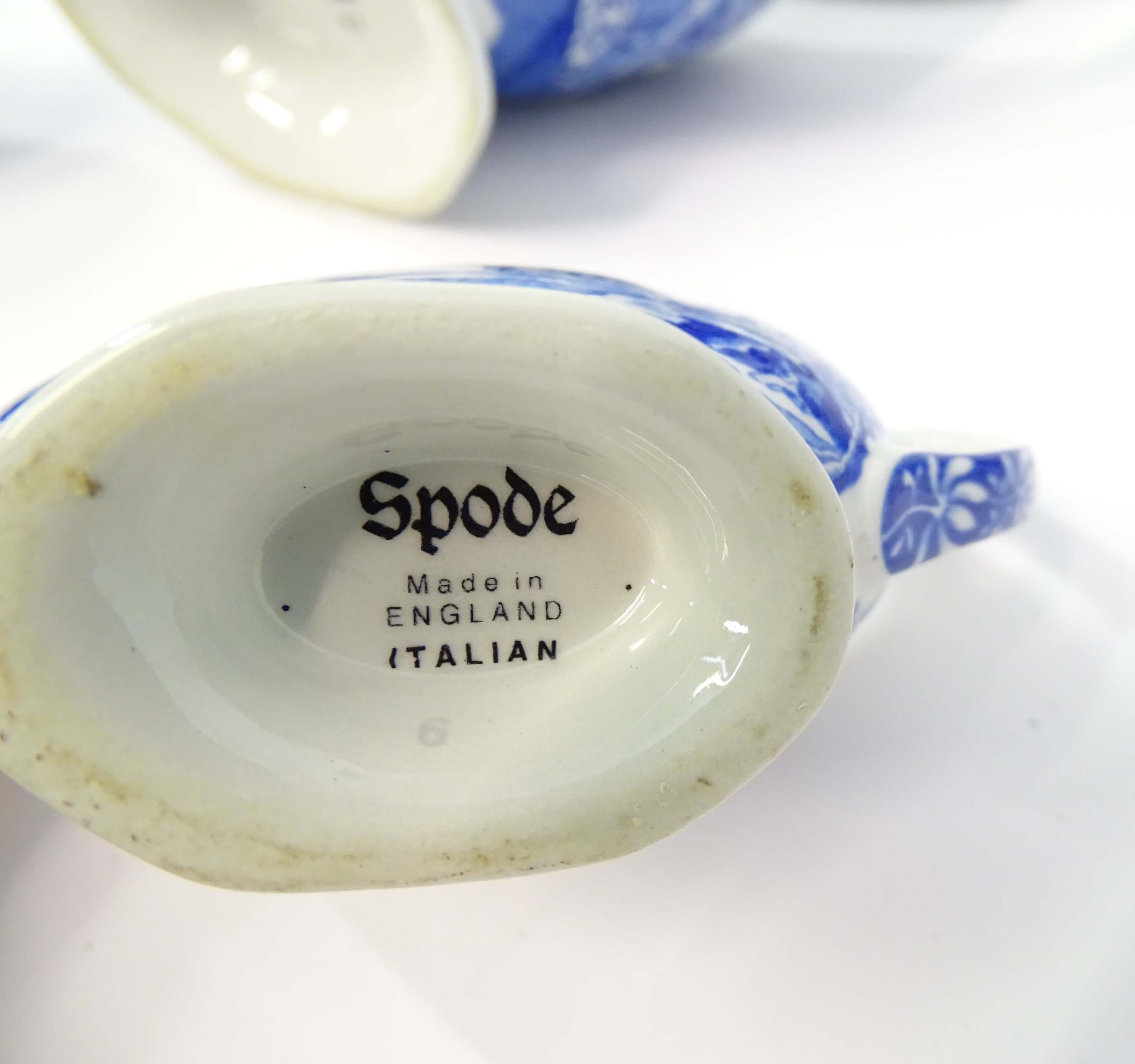 A quantity of blue and white Copeland Spode and Spode tea and dinner wares in the Italian pattern to - Bild 18 aus 29