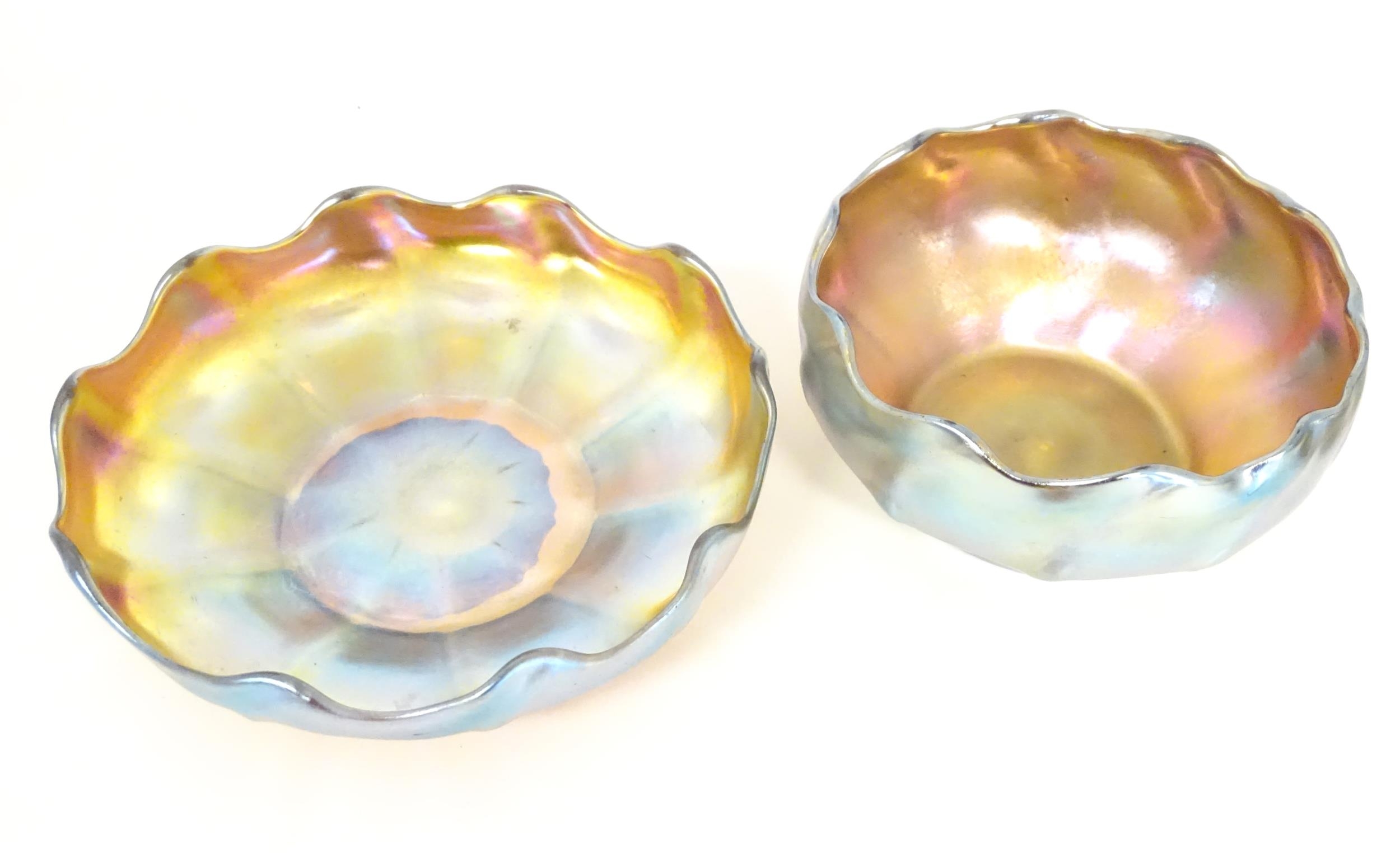 Tiffany Glass : Two Louis Comfort Tiffany Favrile glass finger bowls and stands. Signed under 'L.C.T - Image 4 of 9