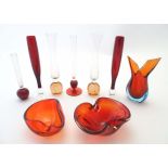 Assorted retro studio / art glass items to include bud vases, ashtrays etc, to include examples in