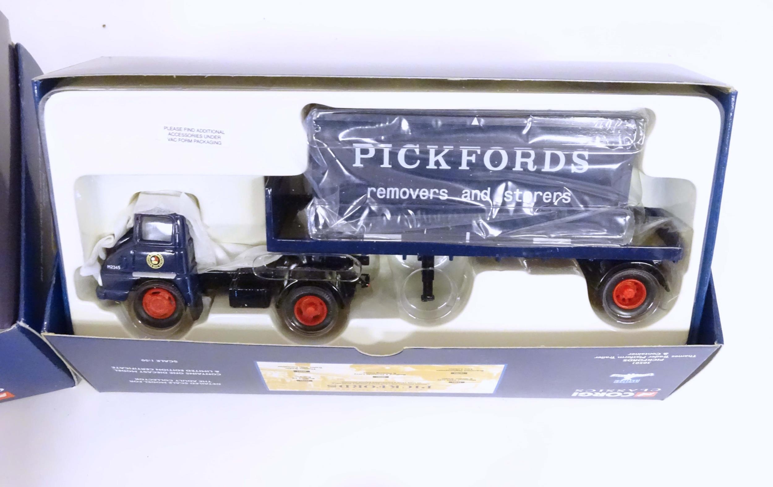 Toys: Three boxed Corgi Classics die cast scale model truck vehicles in Pickfords livery, - Image 5 of 8