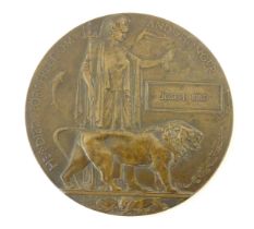 Militaria, WW1 / WWI / World War 1 / First World War : a bronze death plaque depicting Britannia and