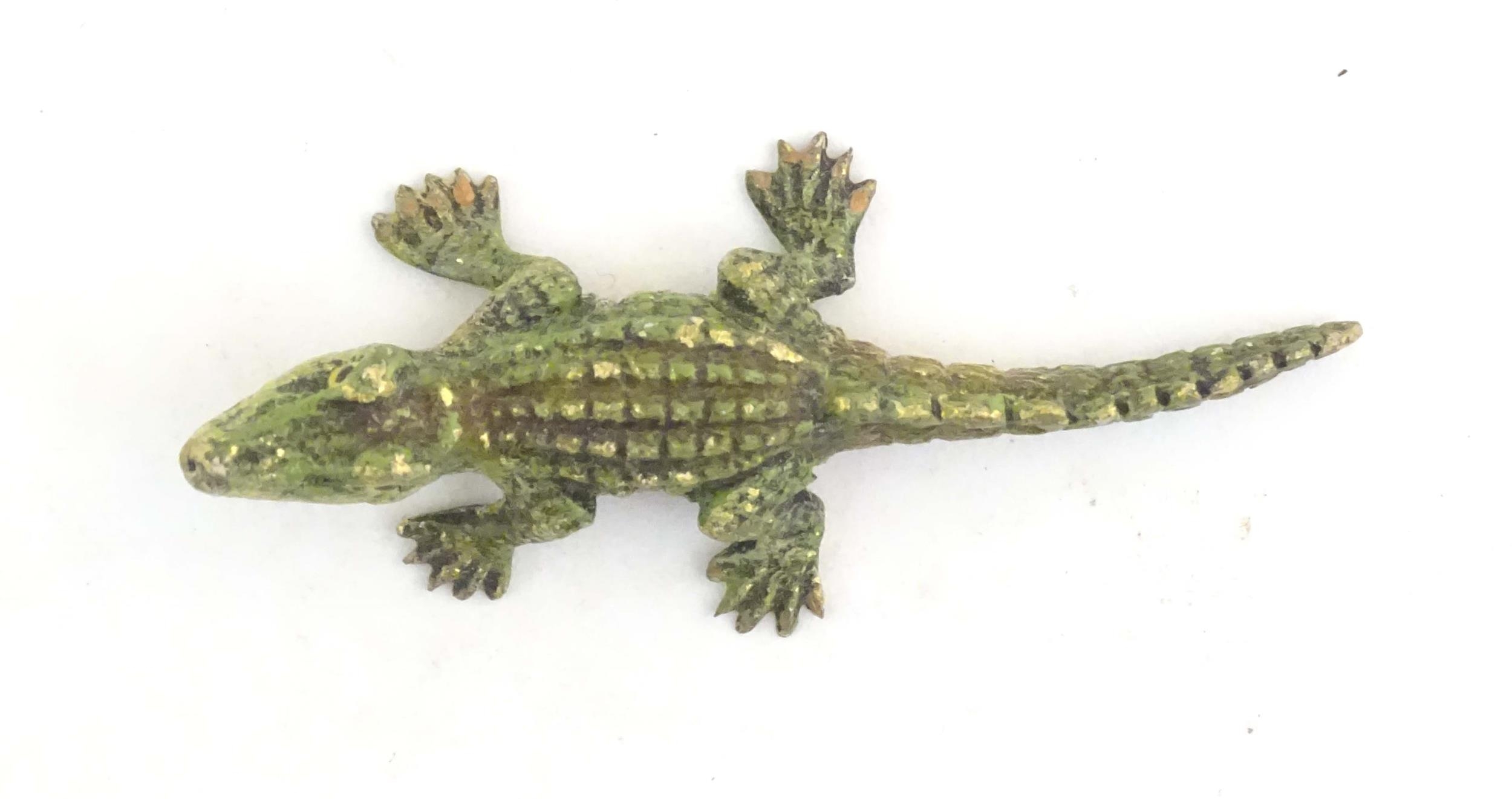 A cold painted bronze model of a crocodile / alligator. Approx. 2" long Please Note - we do not make - Image 8 of 9