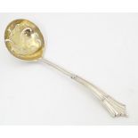 A silver Albany pattern sugar sifter spoon Hallmarked London 1920, maker Francis Stebbings Approx. 5