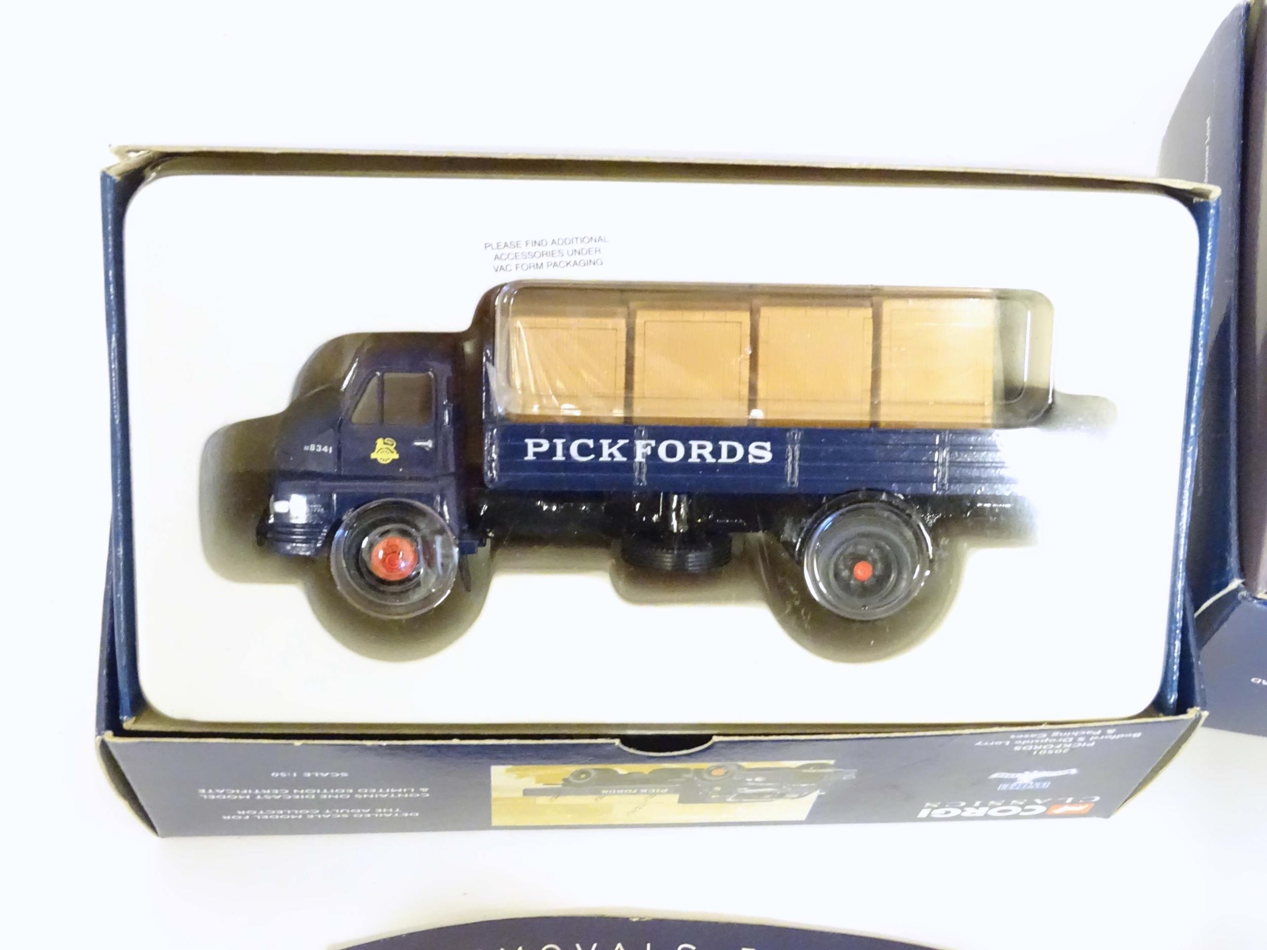 Toys: Three boxed Corgi Classics die cast scale model truck vehicles in Pickfords livery, - Image 6 of 8