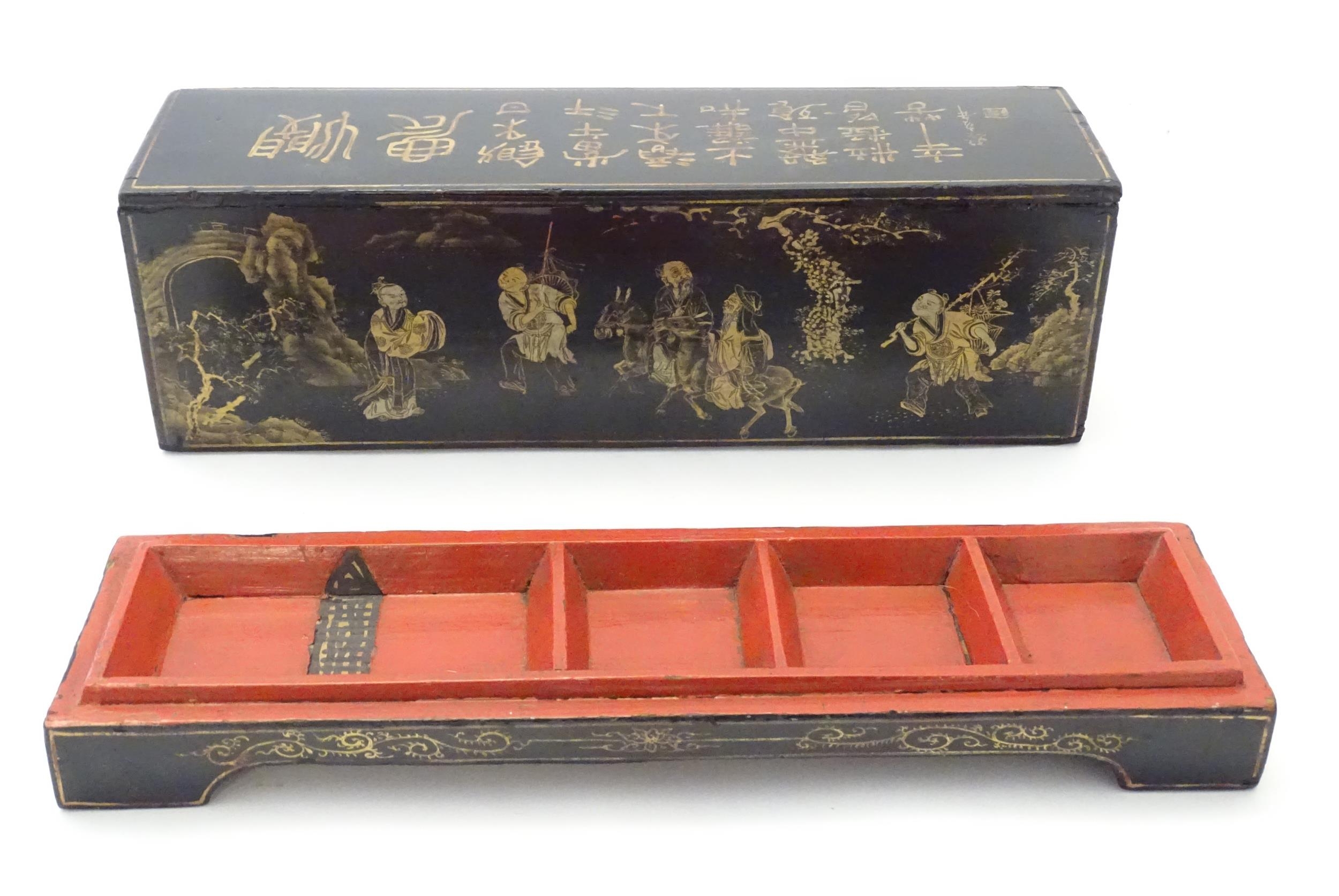 Four Oriental lacquered items comprising a desk tidy / organiser with shaped back decorated with a - Bild 7 aus 15