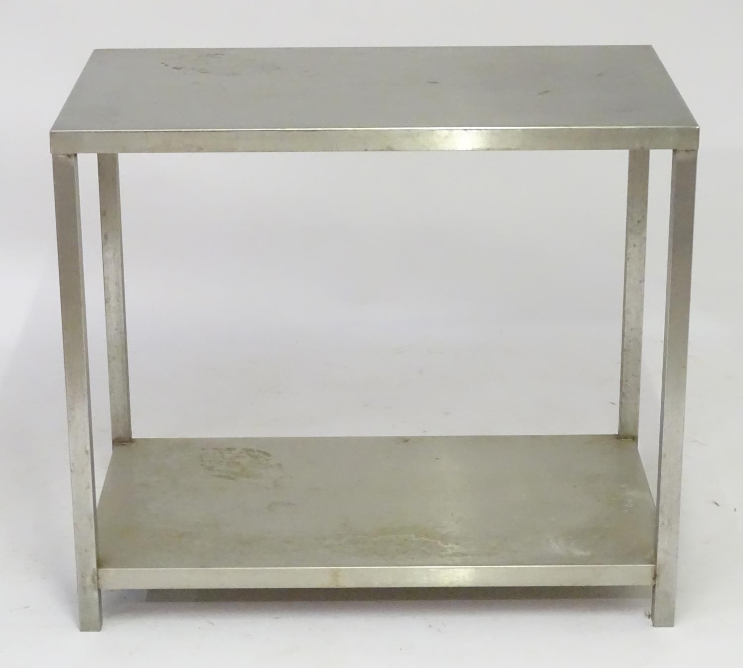 Vintage retro, mid-century: a stainless steel kitchen prep table, with shelf under, 34" wide, 19 3/ - Bild 3 aus 7