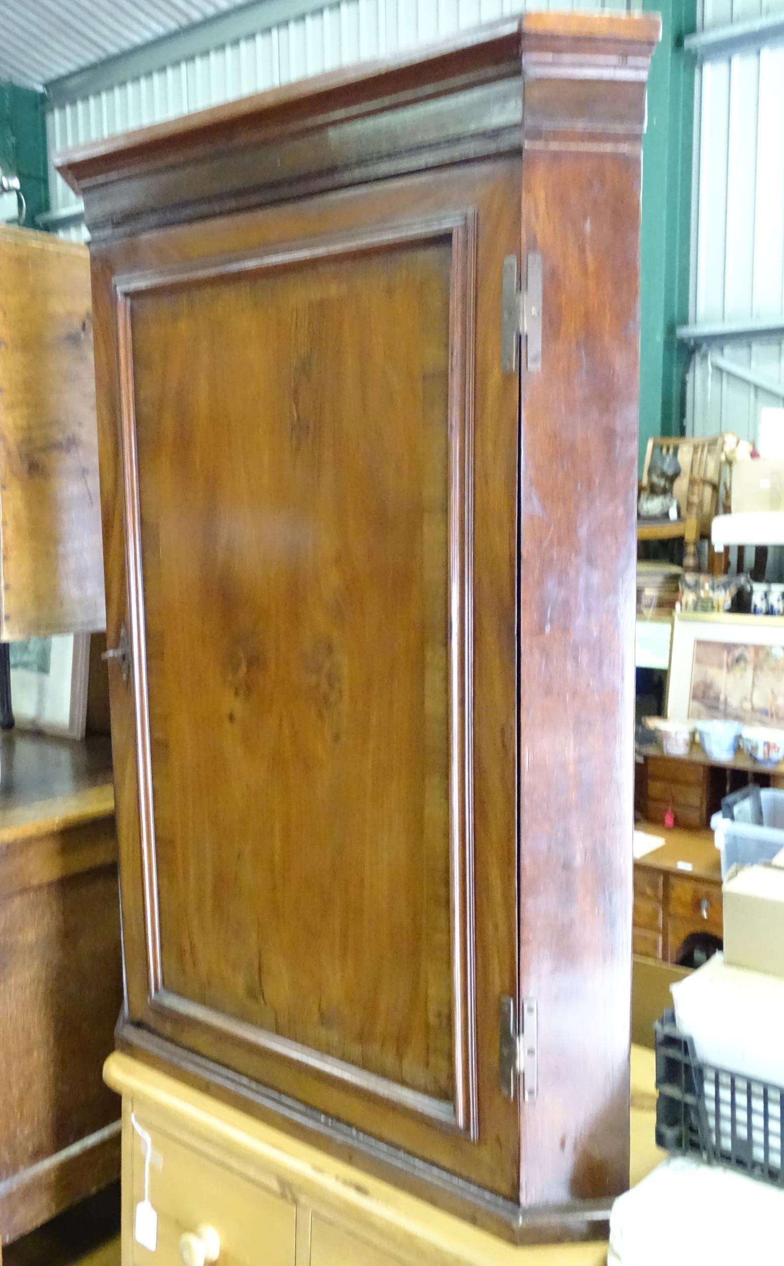 A 20thC mahogany corner cupboard. Approx. 39" high x 26 1/2" wide Please Note - we do not make - Image 3 of 8