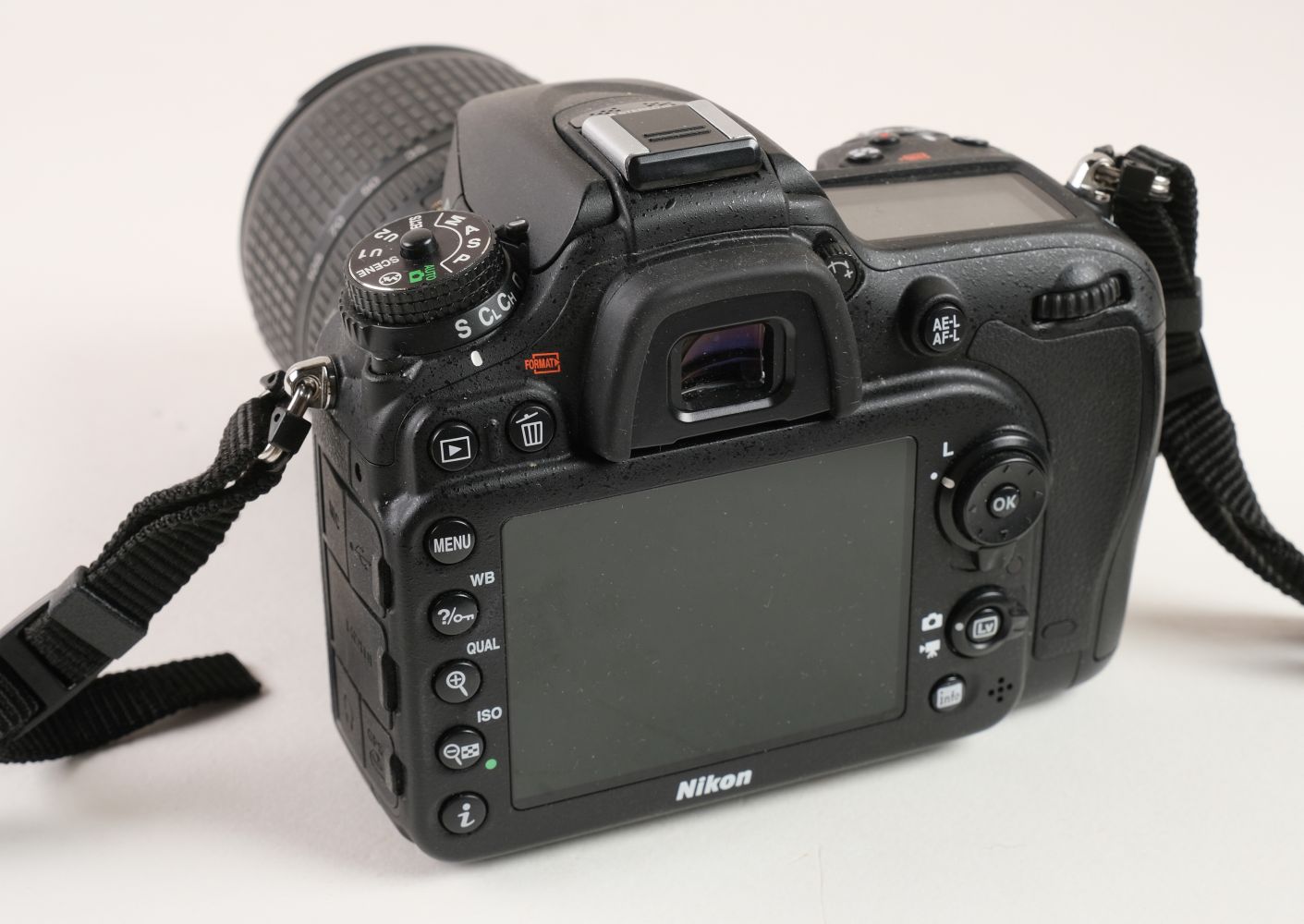 * Nikon D7100 Digital Camera (DSLR) with VR AF-S 18-105mm lens (boxed) plus other camera equipment - Image 4 of 4