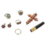 Mixed Jewellery. An 18ct gold wedding band and other items