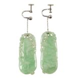 Earrings. A fine pair of Chinese jade earrings