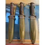 Fighting Knife. A WWII American M3 Utica fighting knife (3)