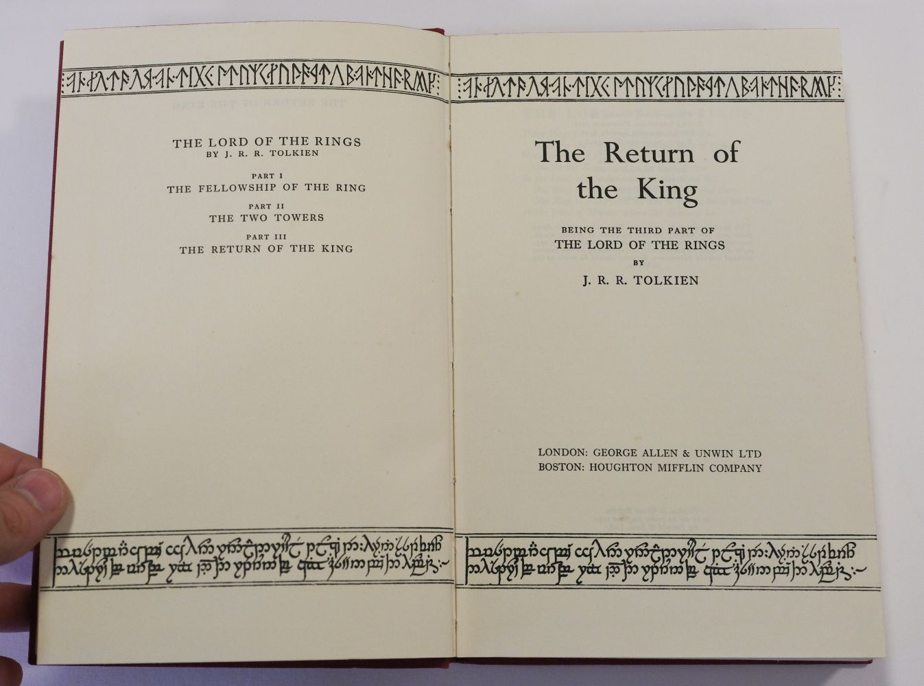 Tolkien (J.R.R.) Lord of the rings 3 volumes mixed impressions 500-800 - Image 18 of 27