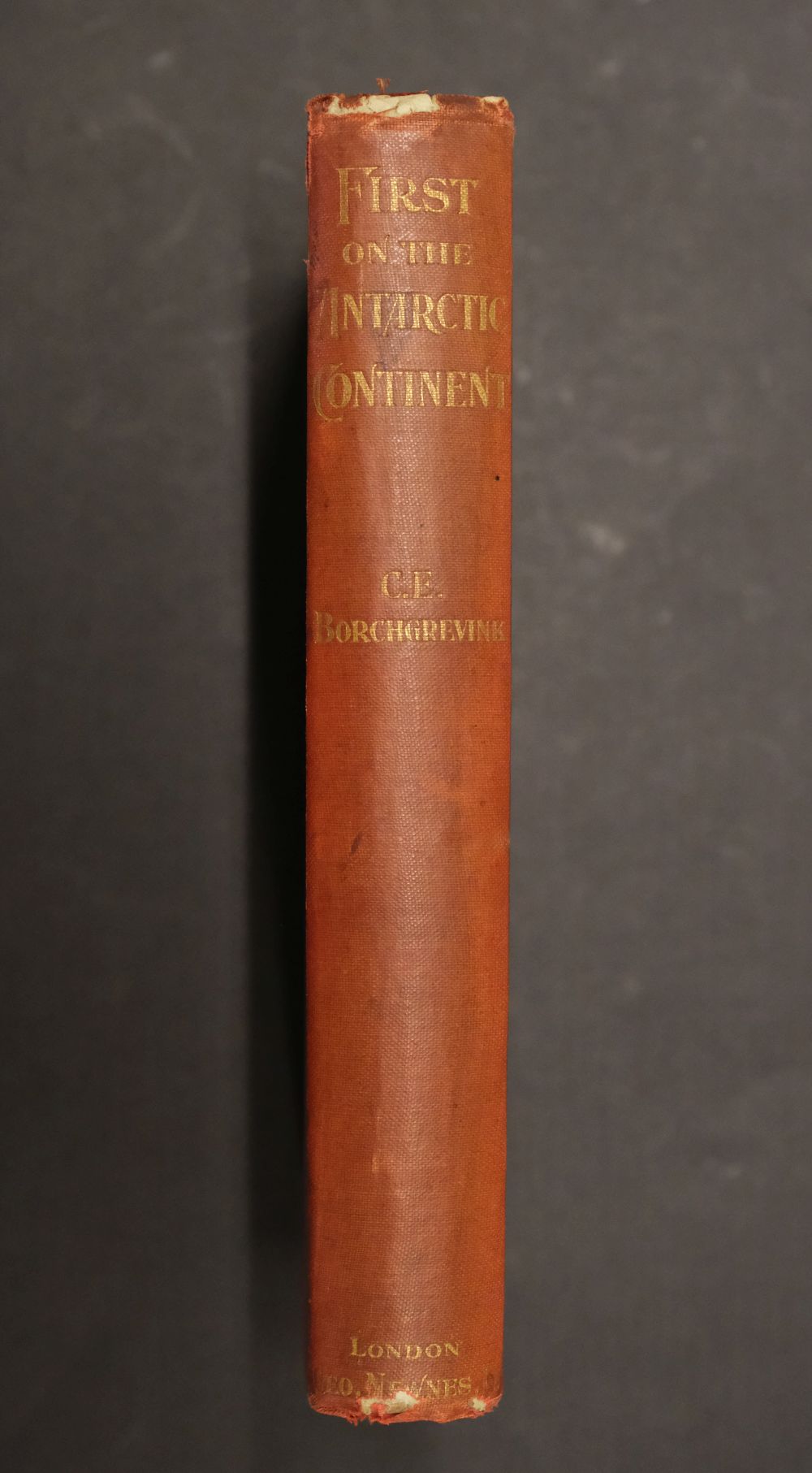 Borchgrevink (Carsten). First on the Antarctic Continent, 1st edition, London: George Newnes, 1901 - Image 4 of 14