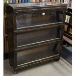 Bookcase. A 1920s Globe Wernicke oak bookcase