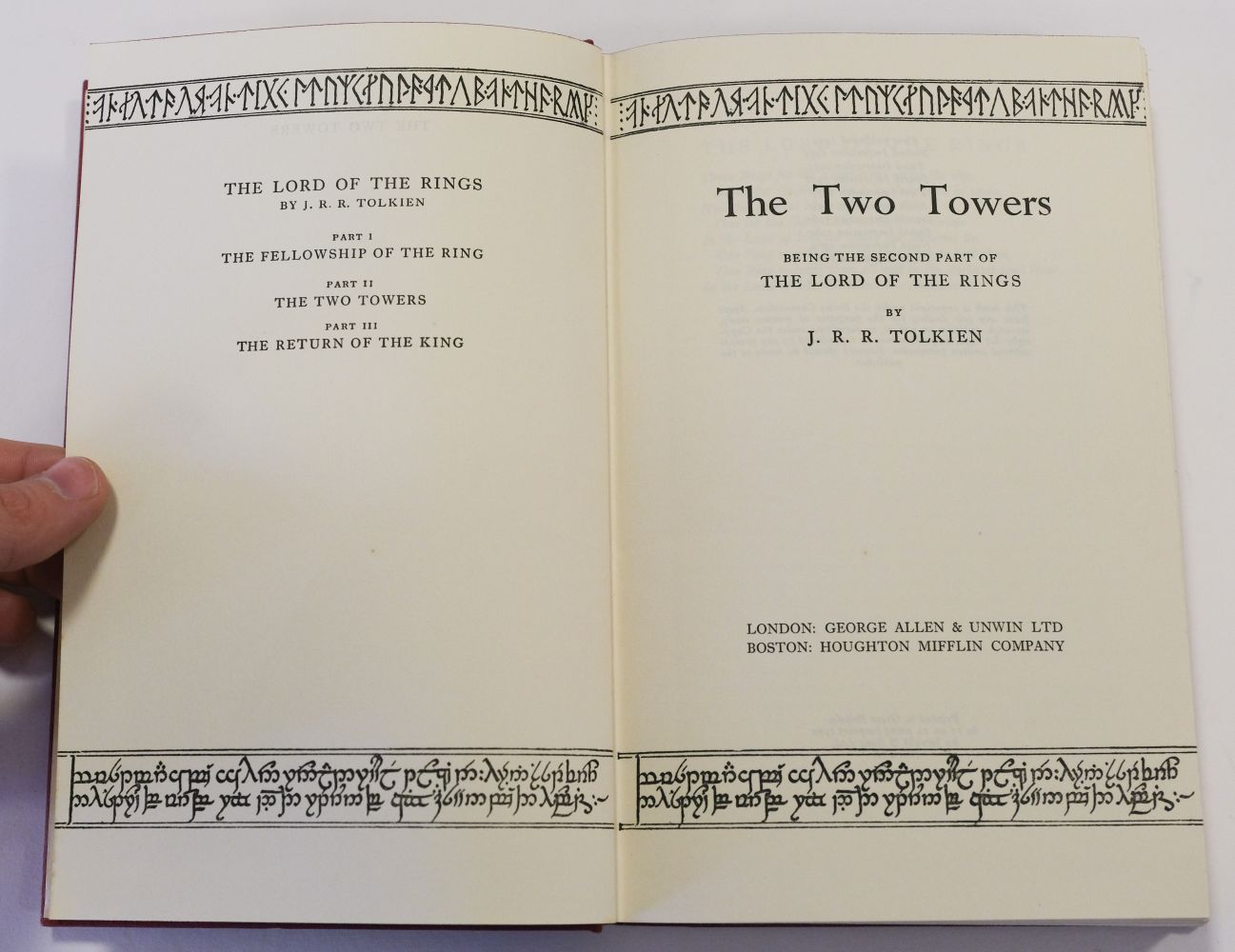 Tolkien (J.R.R.) Lord of the rings 3 volumes mixed impressions 500-800 - Image 10 of 27