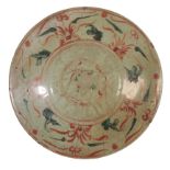 A LARGE SWATOW POLYCHROME-ENAMELLED DISH