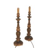 A PAIR OF PARCEL-GLIT AND POLYCHROME TABLE LAMPS