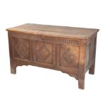 A 17TH CENTURY OAK COFFER