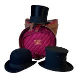 A GENTLEMAN'S LEATHER TRAVELLING HAT CASE