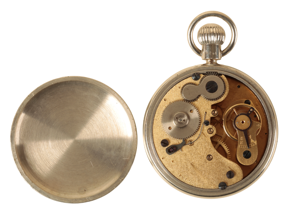 A . SCHUCHMANN OF WILHELMSHAVEN: A GERMAN WWII NICKLE PLATED STOP WATCH - Image 3 of 4