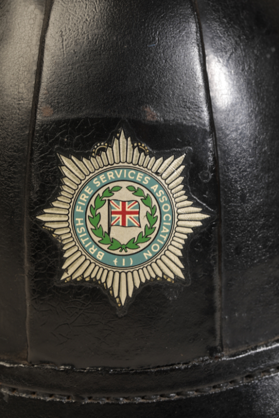 BRITISH FIRE SERVICE ASSOCIATION: A BLACK LEATHER FIRE HELMET - Image 2 of 2