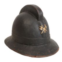A LATE 19TH CENTURY LEATHER FIRE HELMET