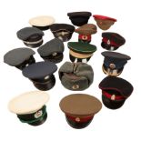 A QUANTITY OF VARIOUS MILITARY CAPS