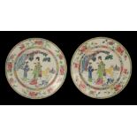 A FINE PAIR OF LARGE CHINESE FAMILLE ROSE CIRCULAR DISHES
