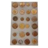 A COLLECTION OF TWENTY FOUR VARIOUS BRASS HUNT BUTTONS