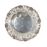 A GEORGE V SILVER CIRCULAR DISH BY VINERS
