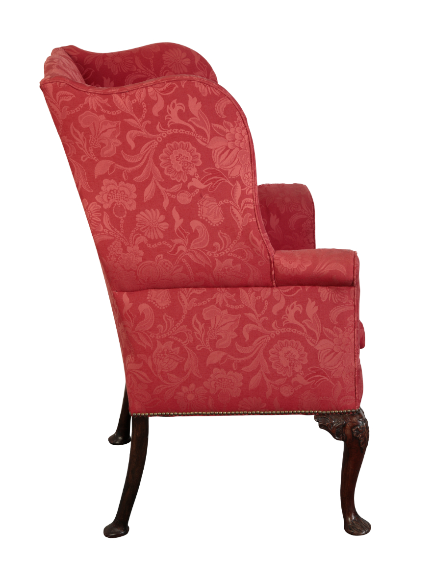 A GEORGE II MAHOGANY WING ARMCHAIR - Image 2 of 3