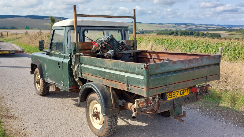 A LAND ROVER 110 TIPPER - Image 5 of 9