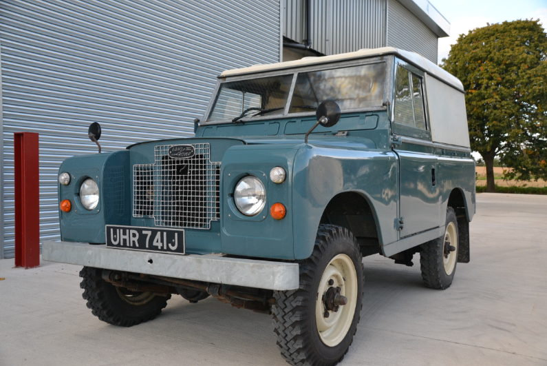 A LAND ROVER SERIES 2A 88" HARD TOP 2.25P - Image 25 of 29