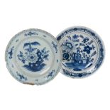 AN 18TH CENTURY DUTCH DELFT CHARGER