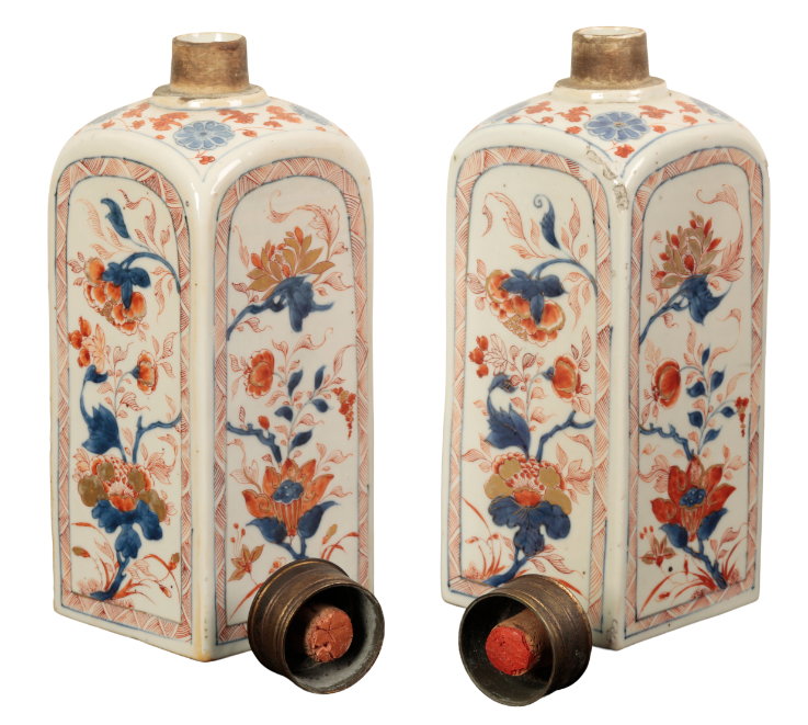 A PAIR OF CHINESE 'IMARI' CANISTERS - Image 3 of 5