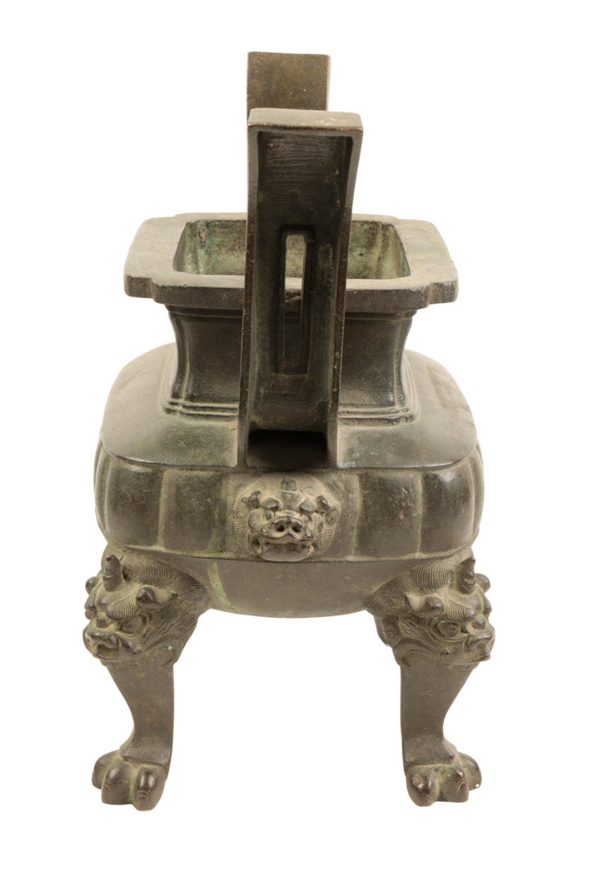 A LARGE CHINESE BRONZE INCENSE-BURNER - Image 5 of 9