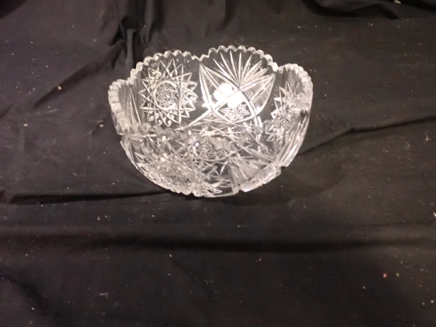 A CUT GLASS BOWL - Bild 2 aus 2