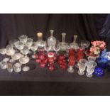 A COLLECTION OF GLASSWARE