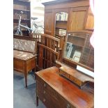 AN EDWARDIAN MAHOGANY SHERATON REVIVAL PART BEDROOM SUITE