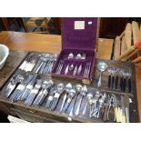 A COLLECTION OF STAINLESS STEEL AND PLATED CUTLERY