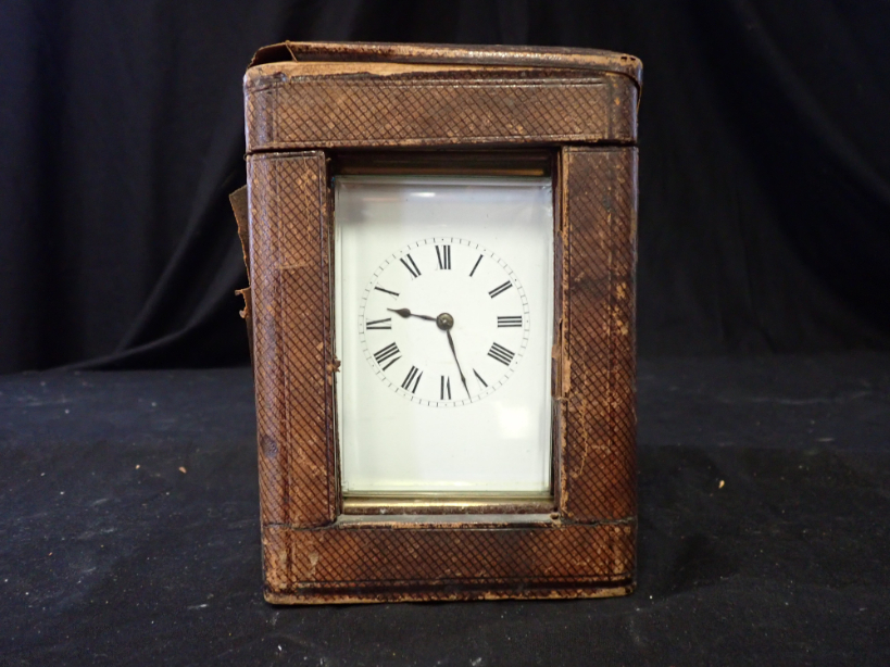 A FRENCH BRASS CASED STRIKING CARRIAGE CLOCK - Image 2 of 2