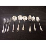 A COLLECTION OF SILVER PLATED CUTLERY