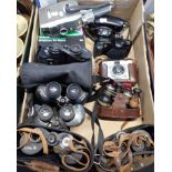 A COLLECTION OF CAMERAS AND BINOCULARS