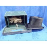 AN AUSTIN REED LTD TOP HAT WITH TRAVELLING CASE