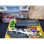 A SCALEXTRIC 31 SET, BOXED