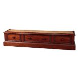 A WILLIAM IV MAHOGANY PLINTH, WITH FOUR DRAWERS