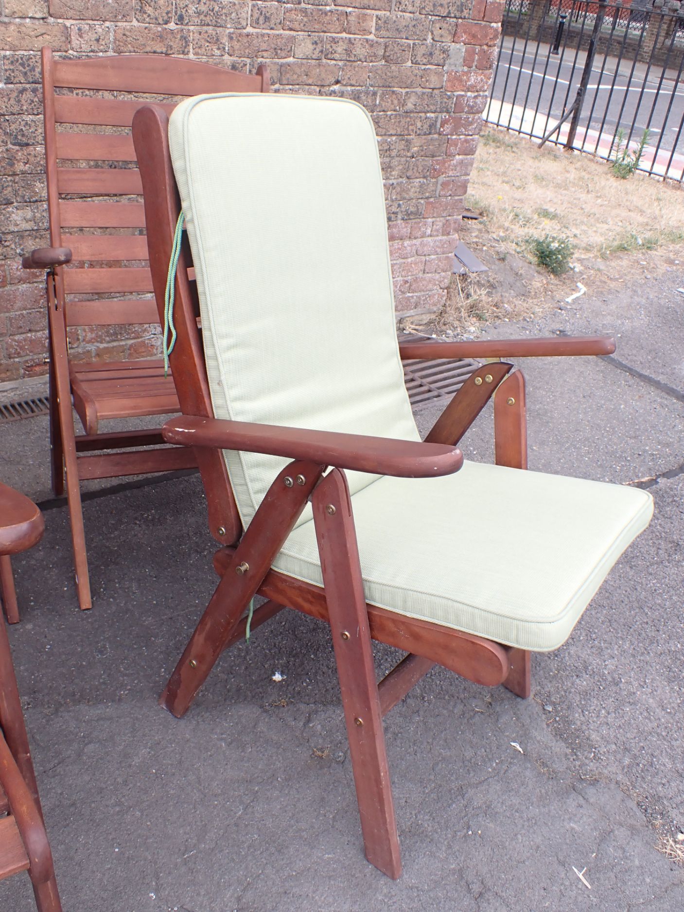 A SET OF SIX TEAK GARDEN ARMCHAIRS - Image 2 of 2